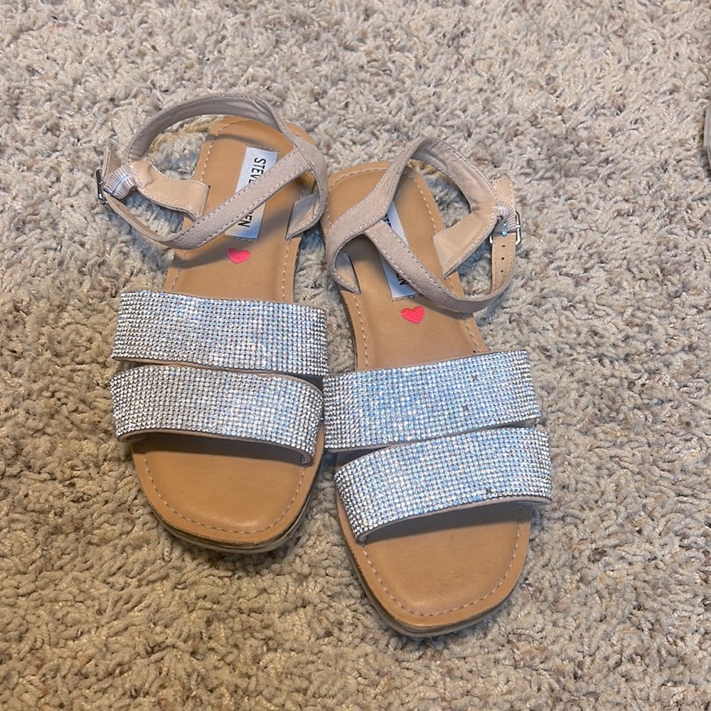Steve Madden Girls Size 5